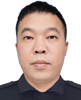 唐育根